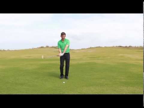 Stay connected for better pitching - Rob Watts - Today's Golfer