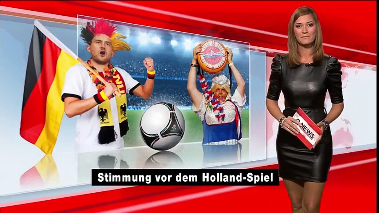 Sandra Thier im Ledermini