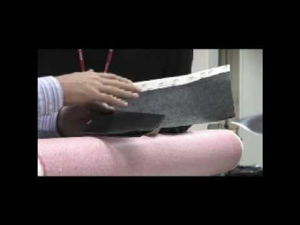 How fishing rods and poles are made at the Daiwa factory.wmv
