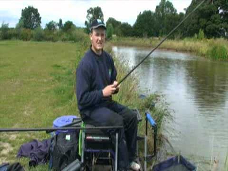 How to land carp on the pole faster video Dailymotion