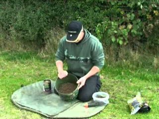 Mark Cole mixes for spodding and stalking