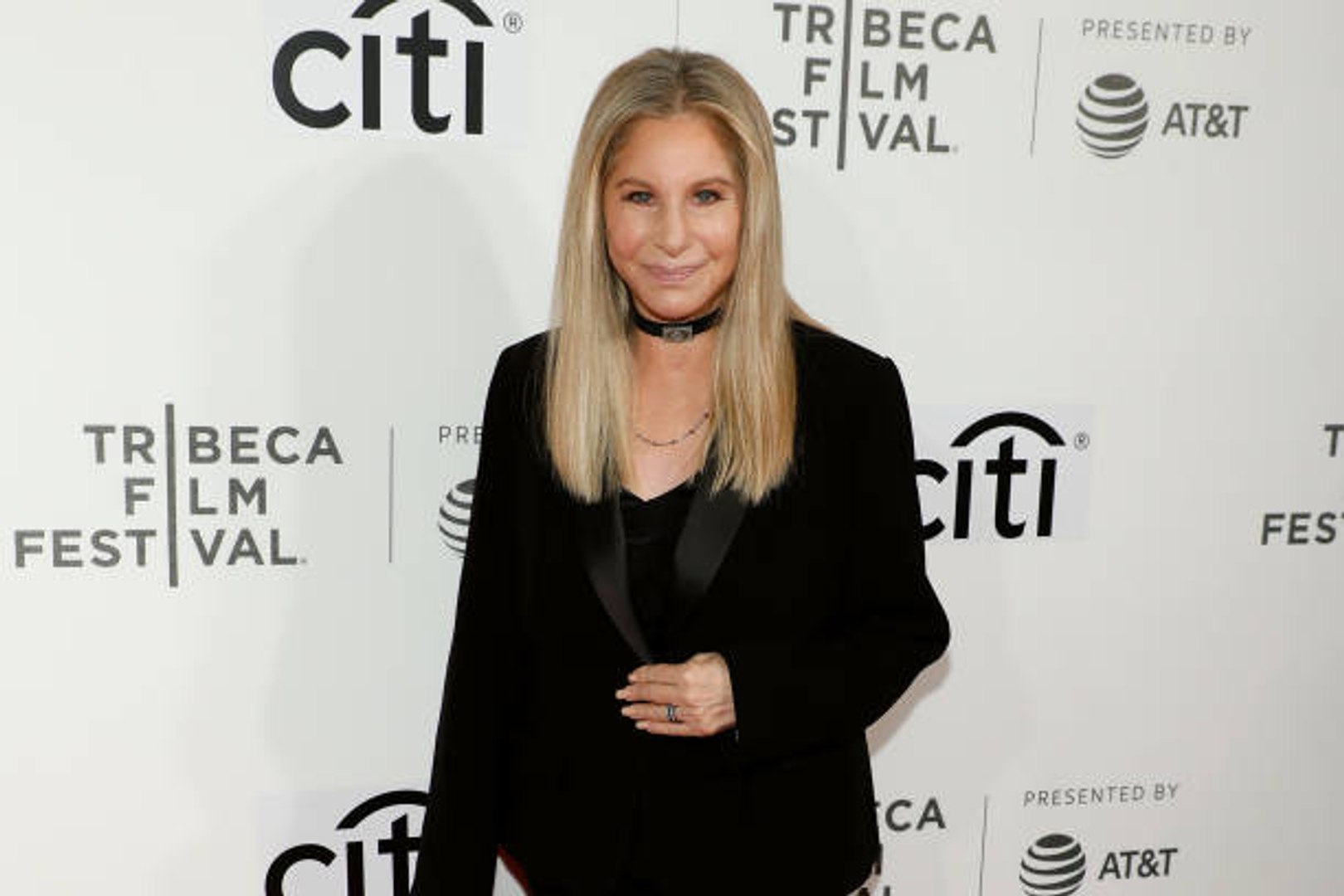 ⁣Barbra Streisand Praises 'A Star Is Born' Remake