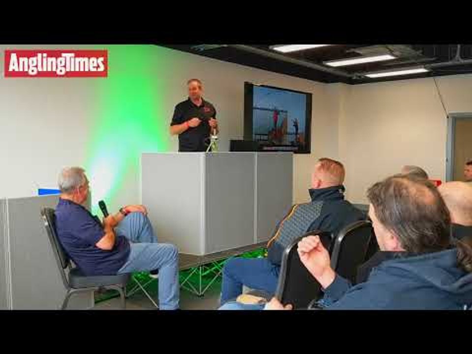 Steve Ringer's talk at The Big One Show 2018 about Hybrid Feeders at distance