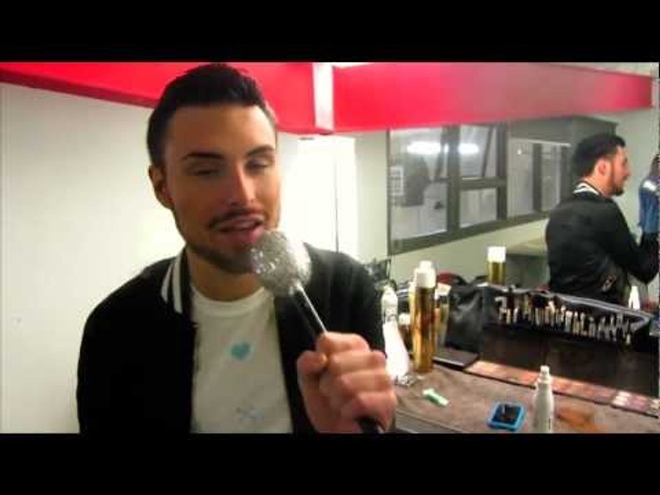 Rylan serenades Gary Barlow