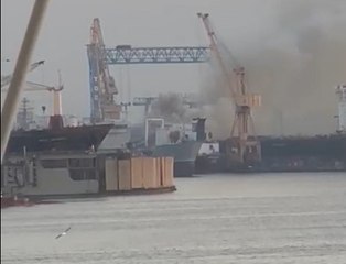 Tuzla tersanesinde yangın