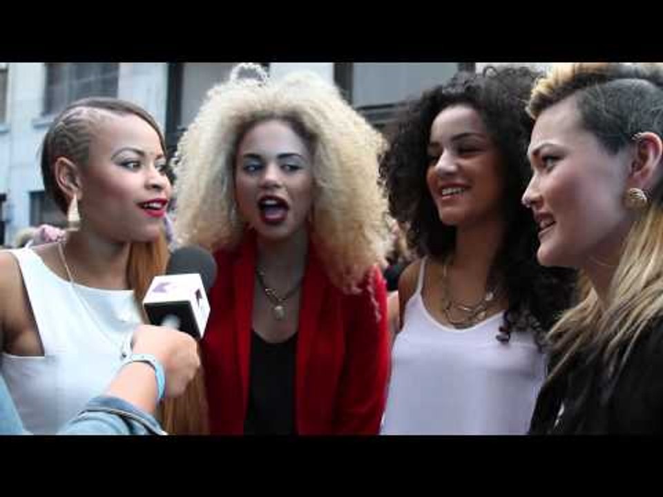 Neon Jungle fan girl out on the red carpet of We're The Millers