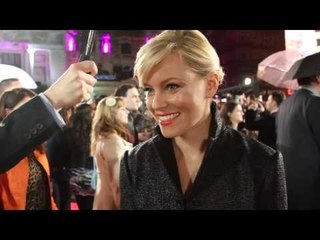 Elizabeth Banks Hunger Games Catching Fire Premiere