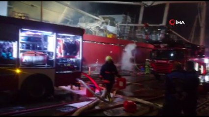 Tuzla’da korkutan gemi yangını