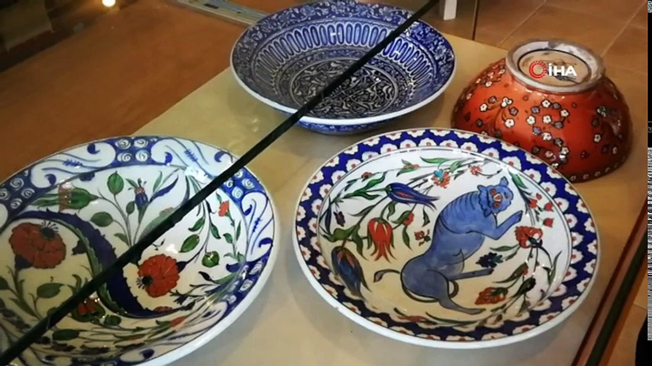 Çini Ustası, Rekor Fiyata Satılan İznik Çinisinin Sırrını Açıkladı