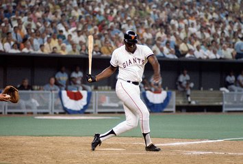 MLB Legend Willie McCovey Passes Away at 80