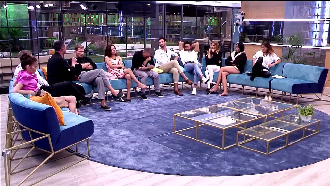 GH VIP - Faltas de respeto continuas entre Asraf y Ángel Garó "Eres un viejo inaguantable"
