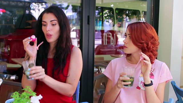 8 IDÉES DE MAQUILLAGE BIZARRE TUTO DE MAQUILLAGES BONBONS