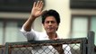 Shah Rukh Khan meets ‘family of fans’ outside Mannat as he rings in 53rd birthday | OneIndia News