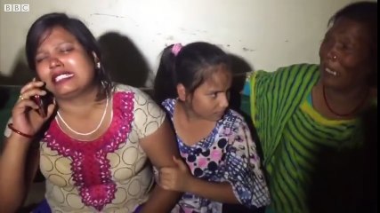 Amritsar Rail Accident on Dussehra_ Eyewitness accounts of Killer train  (BBC Hindi) ( 480 X 854 )