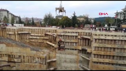 Ümraniye'de Göçük Alanında Ulaşılan Ceset Alandan Çıkarıldı 1