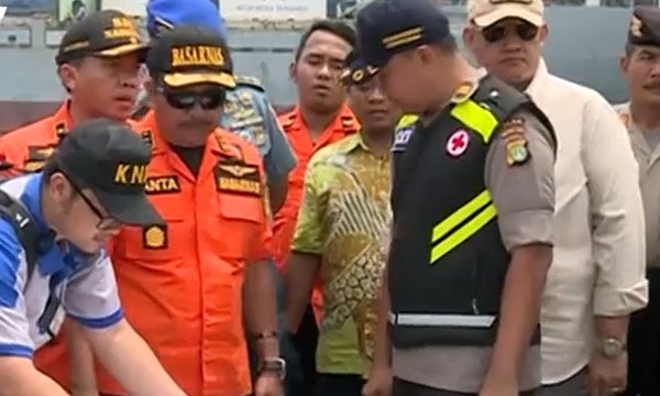 Basarnas Serahkan Puing Pesawat Lion Air ke KNKT