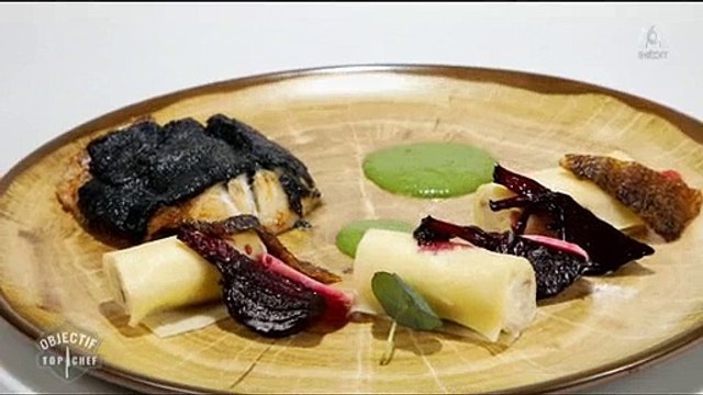 Objectif Top Chef : Un candidat se plante en proposant au Chef un poisson... pas cuit ! Regardez