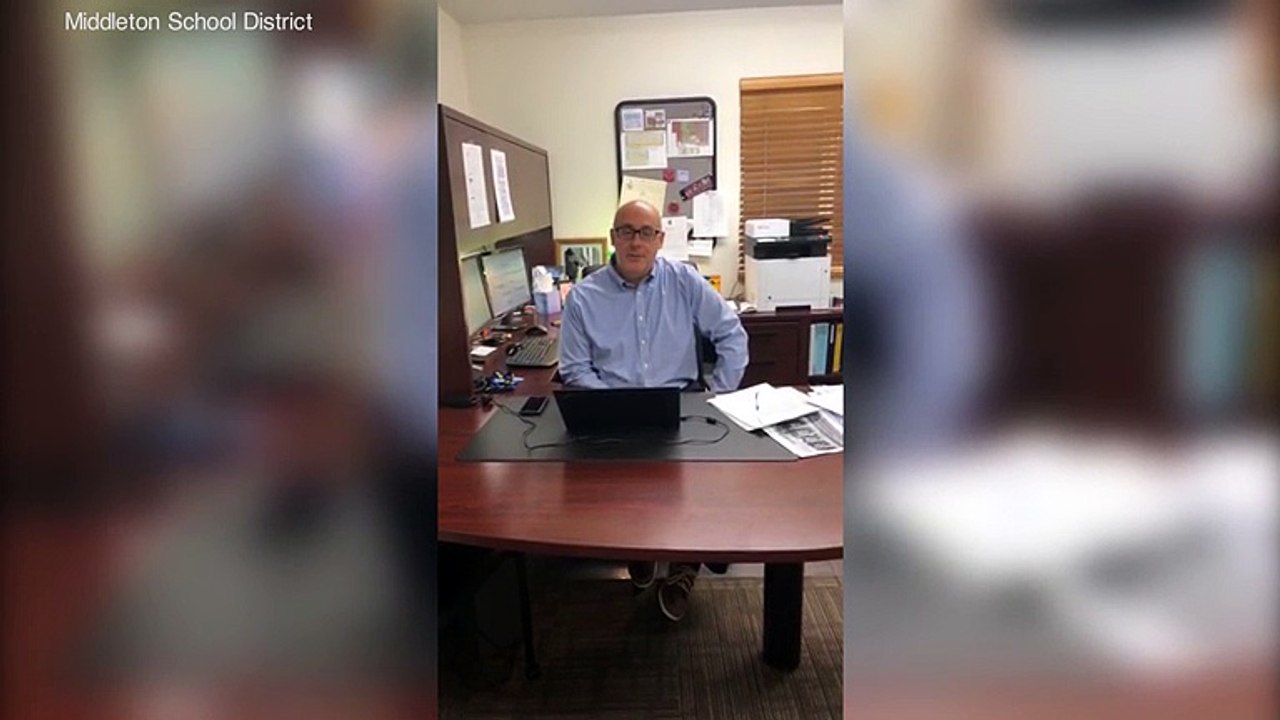 Idaho Teachers Draw Outrage After Dressing As Mexicans And Trump's Border Wall For Halloween