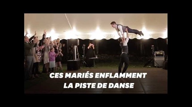 Ces mariés ont surpris les invités avec leur ouverture de bal