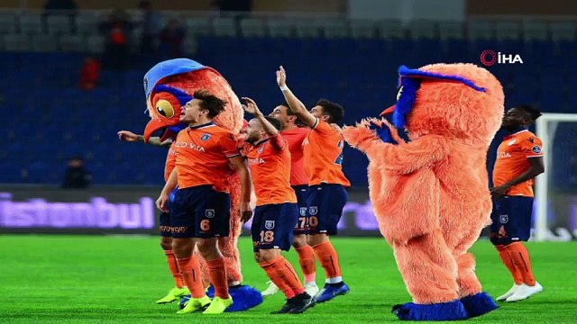 Başakşehir Koltuğunu Sağlamlaştırdı! Başakşehir: 1 - Beşiktaş: 0