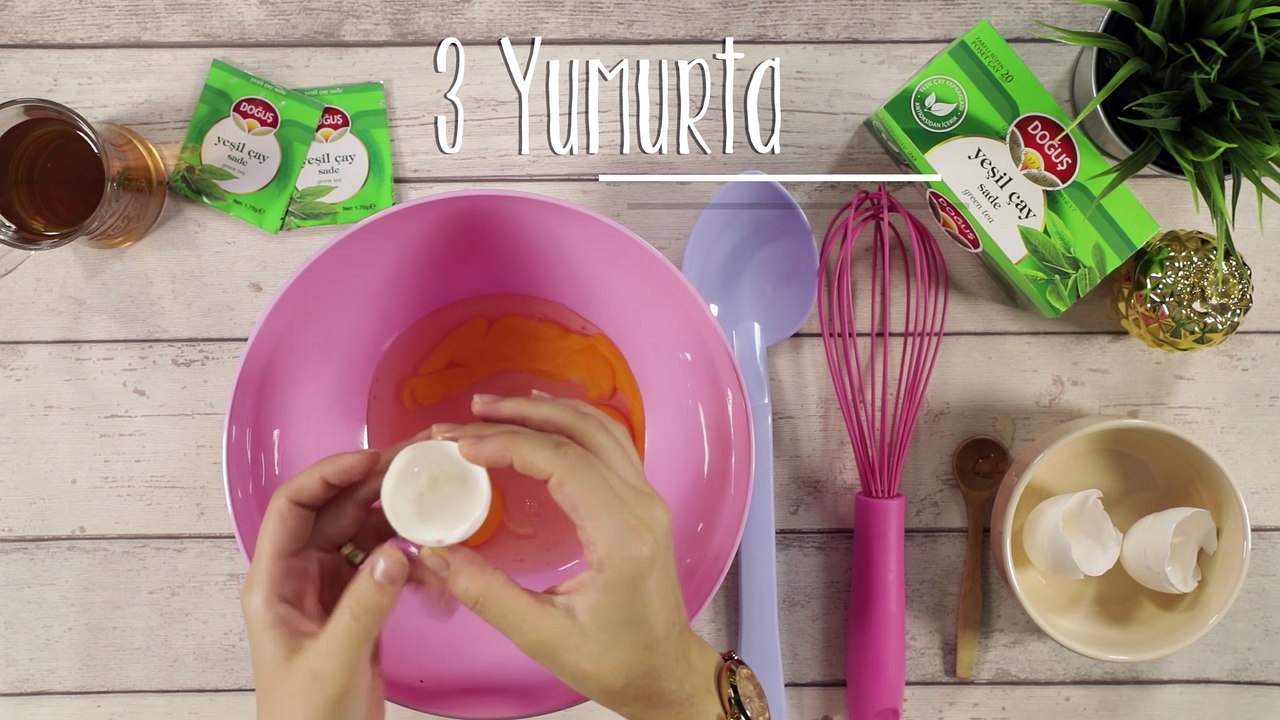 Yeşil Çay Kullanarak Kek Nasıl Yapılır?