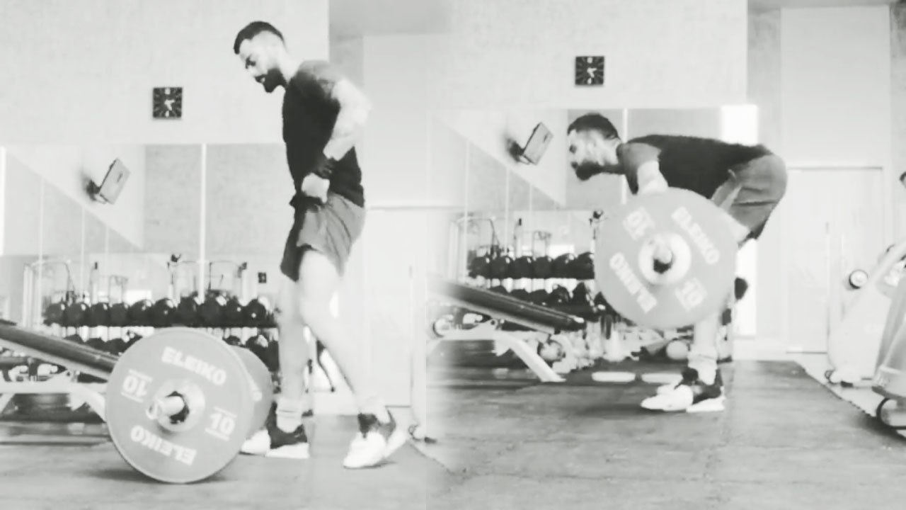 Virat Kohli becomes weightlifter, lifts heavy weights in gym | वनइंडिया हिंदी