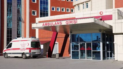 Yedikleri köfte hastanelik etti: 8 işçi hastaneye kaldırıldı