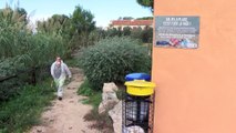 Le ramassage des déchets en cours à Port-de-Bouc