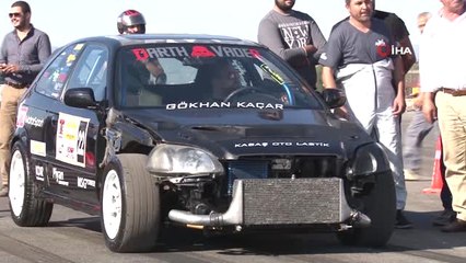 Kepez'de Drag Yarışı Nefes Kesti