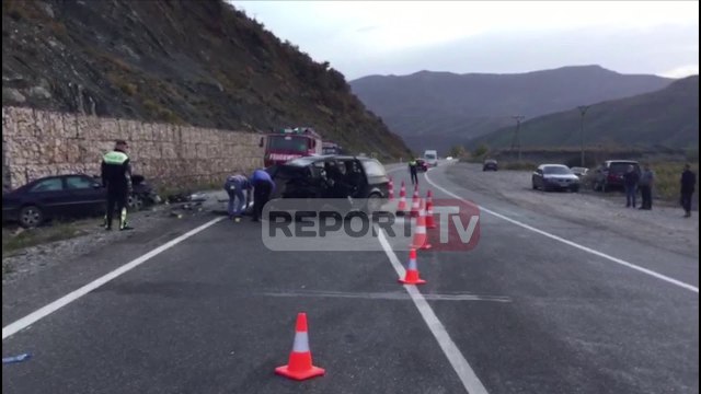 Aksident në rrugën e Kombit, dy të vdekur, tre të plagosur