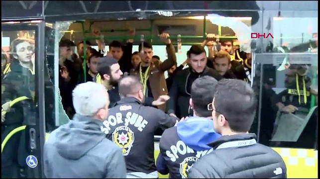 Fenerbahçeli taraftarlar stada böyle geldi!