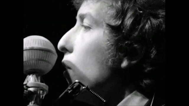 Bob Dylan 1965 Maggies Farm (Bob Goes Electric and Gets Booed at Newport)