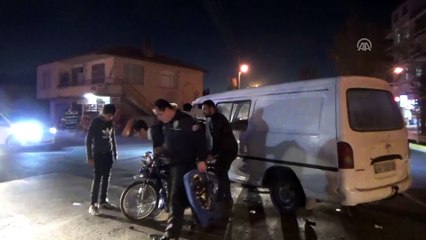 Aksaray'da minibüs ile motosiklet çarpıştı: 1 ölü, 1 yaralı