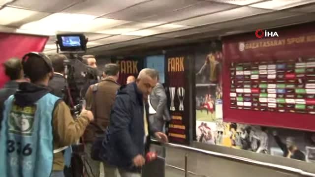 Ali Koç Soyunma Odasına Gitti