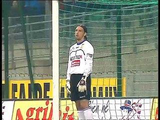 01/05/04 : Alexander Frei (17') : Rennes - Bastia : 4-0