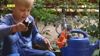 1469. Julian ist Kranführer | Mehr auf KiKA.de