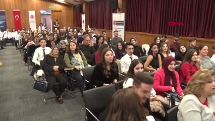 İyyü Tıp Fakültesi Öğrencileri Beyaz Önlüklerini Giydi