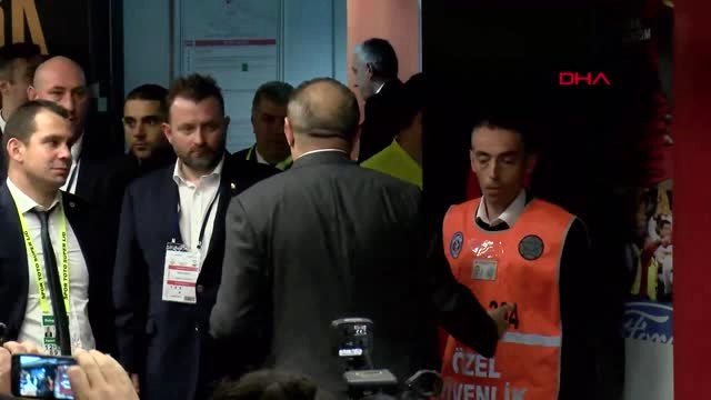 Spor Abdurrahim Albayrak ve Fatih Terim, Ali Koç ile Vedalaşarak Stattan Ayrıldı