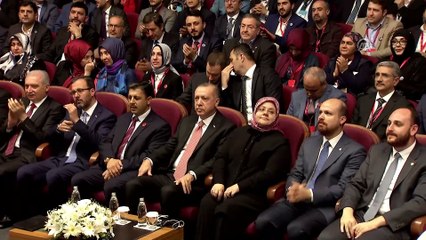 Cumhurbaşkanı Erdoğan: Her kurumun gençlikle ilgili görevleri vardır - İSTANBUL