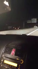 Une voiture à contre-sens sur l'autoroute A4.