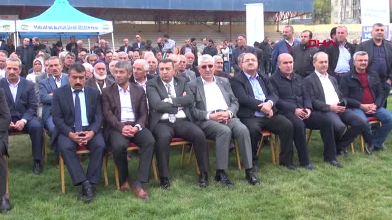 Malatya Millet Bahçesi Olacak Malatya İnönü Stadyumu'nun Yıkımı Başladı