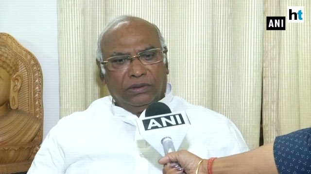 Mallikarjun Kharge moves SC in support of CBI Director