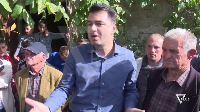 Basha në Korçë: Qeveria po falimenton fermerët - News, Lajme - Vizion Plus