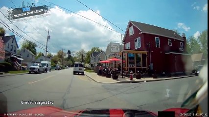 ROAD MADNESS (USA) NORTH AMERICAN DRIVING FAILS 2018 EP#4