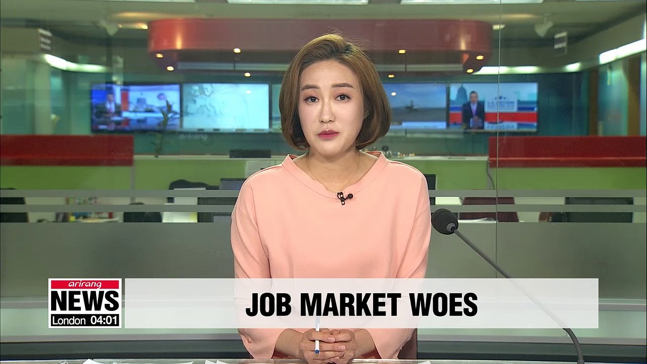 Gov't hiring more low-paid workers; private sector fewer: Data