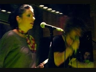 DIG UP ELVIS JULIEN DORE