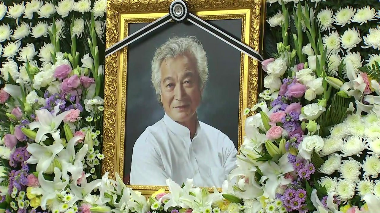 '국민배우' 신성일 별세..."시대의 아이콘" / YTN