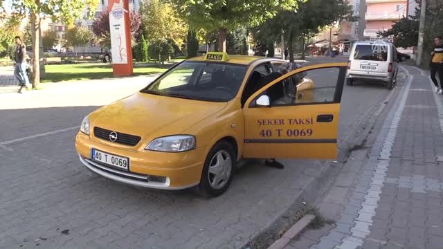 Şaka ile Şehrin Şoför Nebahat I Oldu