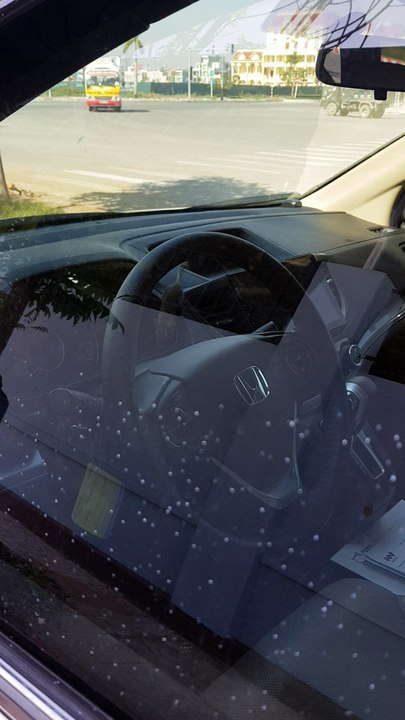 Man Finds Mouse Inside His Car
