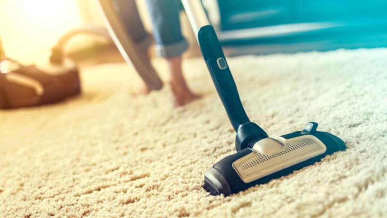 Talihsiz Kadın, Elektrik Süpürgesinin Fişini Çekerken Akıma Kapılıp Öldü